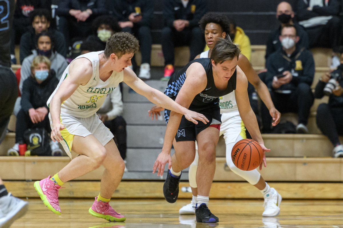 Mountainside Cleveland boys basketball Ken Waz 9